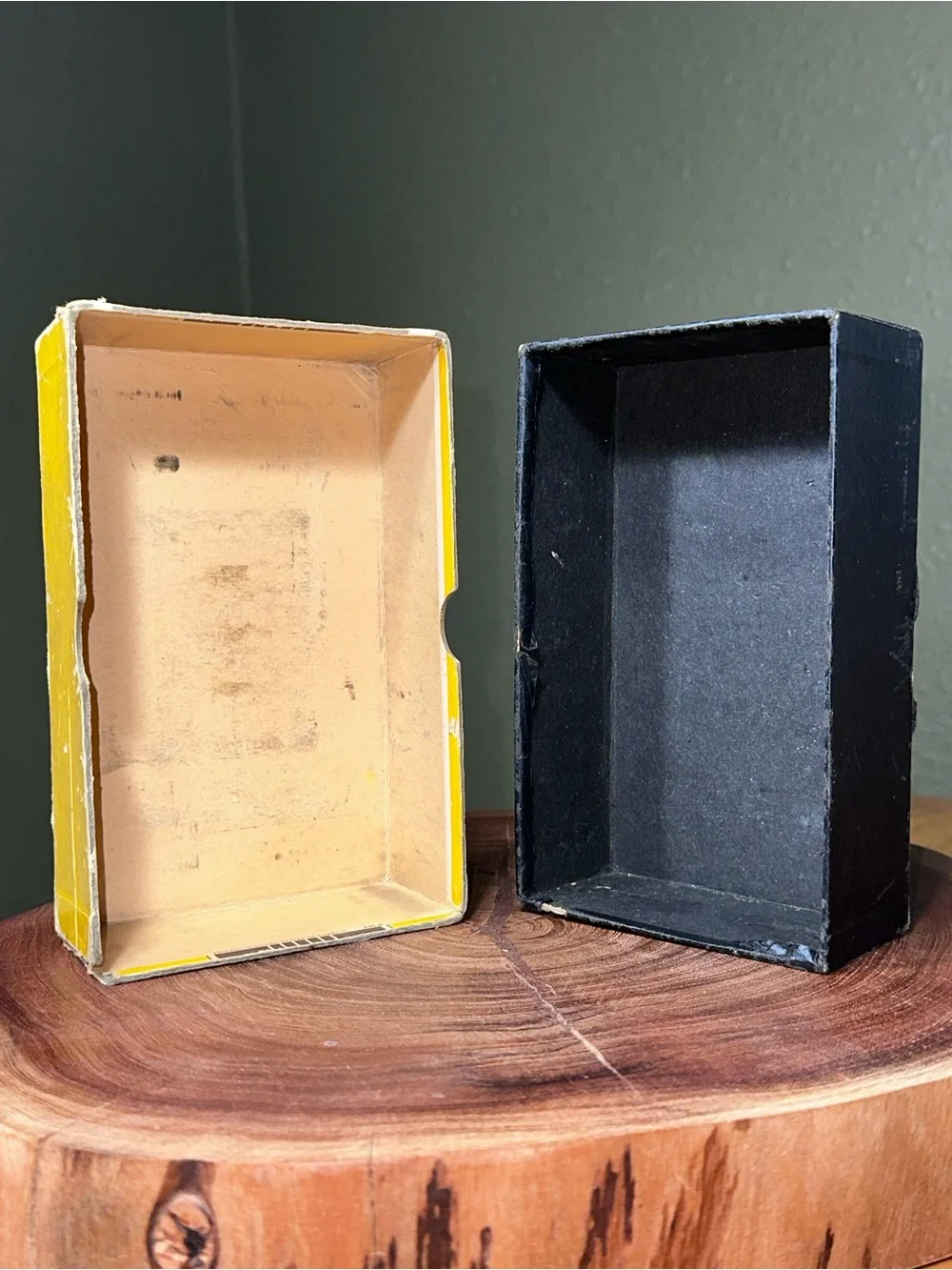 Vintage 1940 Kodak Vigilant Six-20 Folding Camera – Fully Functional with Box